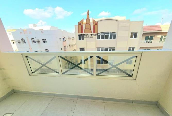 Apartment - 3 Bedrooms - 3 Bathrooms for rent in Muwaileh Commercial - Sharjah