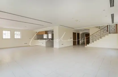 Villa - 4 Bedrooms - 5 Bathrooms for rent in Legacy - Jumeirah Park - Dubai