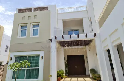 Villa - 5 Bedrooms - 6 Bathrooms for rent in Rahat - Mudon - Dubai