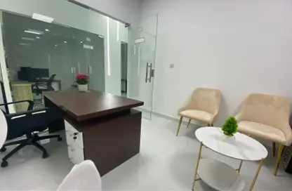 Business Centre - Studio - 1 Bathroom for rent in Red Avenue - Al Garhoud - Dubai