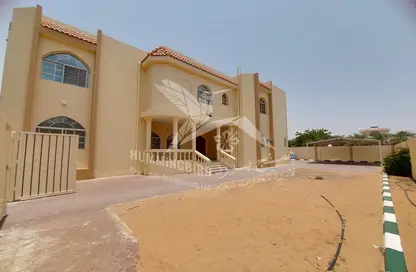 Villa - 3 Bedrooms - 6 Bathrooms for rent in Al Mnaizlah - Falaj Hazzaa - Al Ain