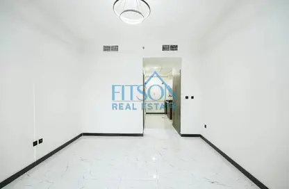 Apartment - 1 Bathroom for rent in Rukan Tower B - Rukan Tower - Dubai Land - Dubai