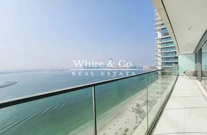 Apartment - 2 Bedrooms - 2 Bathrooms for sale in Beach Vista - EMAAR Beachfront - Dubai Harbour - Dubai