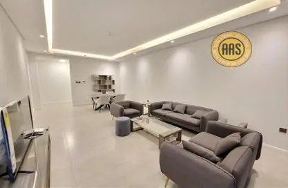 Apartment - 2 Bedrooms - 3 Bathrooms for sale in Diamond Building - Al Satwa - Dubai