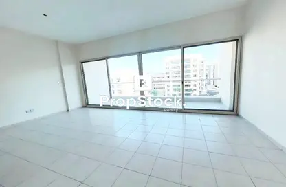 Apartment - 2 Bedrooms - 2 Bathrooms for rent in Al Thayyal 2 - Al Thayyal - Greens - Dubai