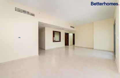 شقة - 3 غرف نوم - 4 حمامات للايجار في G برج - الأبراج الإدارية - الخليج التجاري - دبي