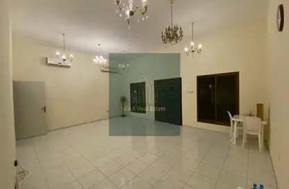 Villa - 3 Bedrooms - 5 Bathrooms for rent in Al Twar 2 Villas - Al Twar 2 - Al Twar - Dubai