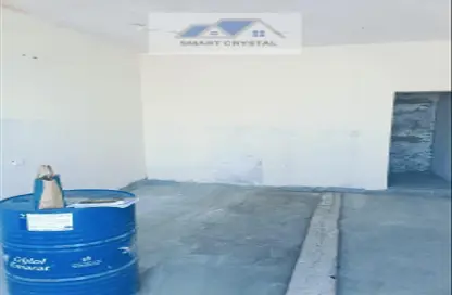 Shop - Studio - 1 Bathroom for rent in Mussafah Industrial Area - Mussafah - Abu Dhabi