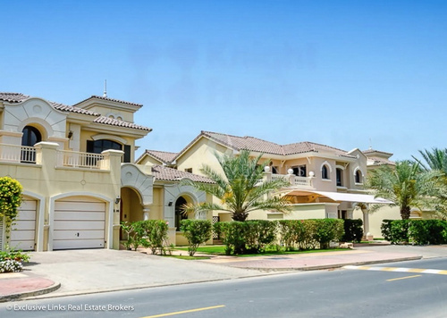 Villas for sale in Palm Jumeirah - 685 Houses for sale | Propertyfinder UAE