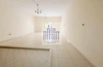 Apartment - 1 Bathroom for rent in Muwaileh 3 Building - Muwaileh - Sharjah