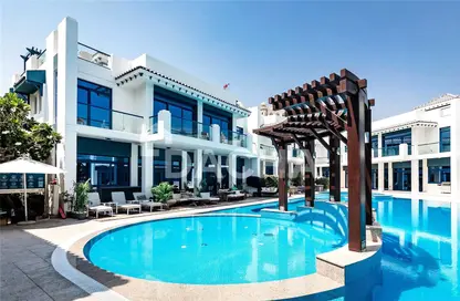 Townhouse - 4 Bedrooms - 5 Bathrooms for sale in Palma Residences - Palm Jumeirah - Dubai