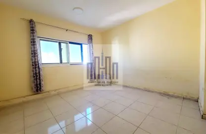 Apartment - 1 Bathroom for rent in Muwailih Building - Muwaileh - Sharjah