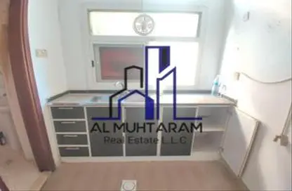 Apartment - Studio - 1 Bathroom for rent in Al Nabaa Building - Al Naba'ah - Al Sharq - Sharjah