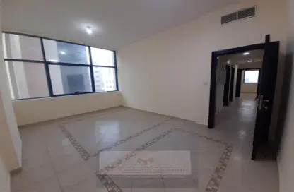 Apartment - 3 Bedrooms - 2 Bathrooms for rent in Shabiya 9 - Shabiya - Mussafah - Abu Dhabi