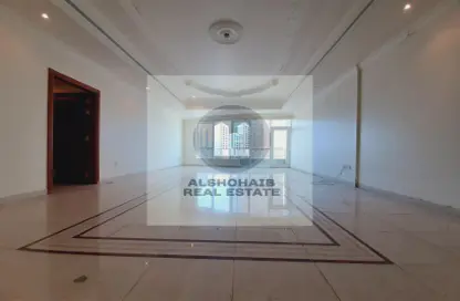 Apartment - 3 Bedrooms - 5 Bathrooms for rent in Cornich Al Khalidiya - Al Khalidiya - Abu Dhabi