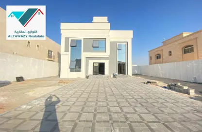 Villa - 5 Bedrooms - 6 Bathrooms for rent in Madinat Al Riyad - Abu Dhabi