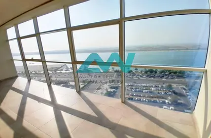 Penthouse - 3 Bedrooms - 4 Bathrooms for rent in Corniche Road - Abu Dhabi