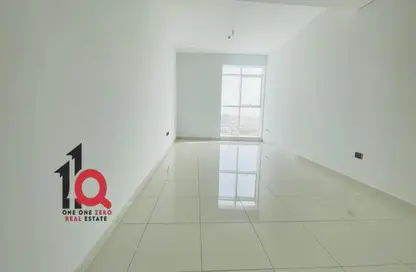 Apartment - 3 Bedrooms - 3 Bathrooms for rent in Danet Abu Dhabi - Abu Dhabi