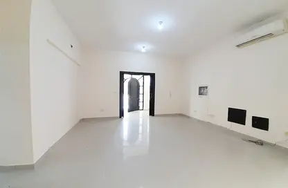 Villa - 4 Bedrooms - 6 Bathrooms for rent in Mohamed Bin Zayed City - Abu Dhabi