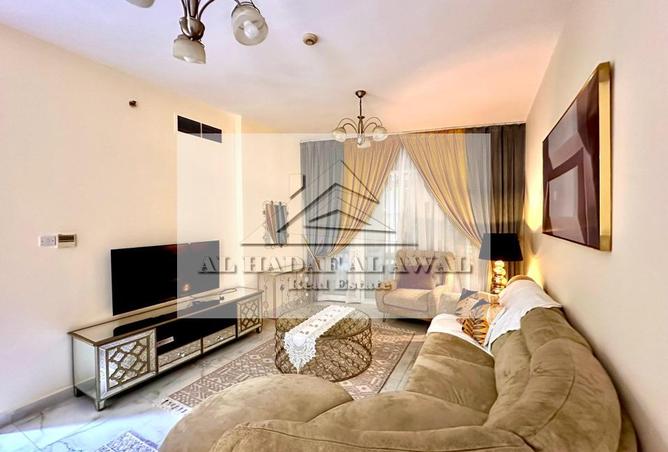 Apartment - 1 Bedroom - 2 Bathrooms for rent in Al Khan - Sharjah