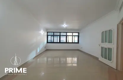 Apartment - 3 Bedrooms - 3 Bathrooms for rent in Al Wahda Street - Al Wahda - Abu Dhabi