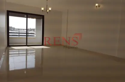 Apartment - 2 Bedrooms - 3 Bathrooms for rent in White Swan Building - Sheikh Zayed Road - Dubai