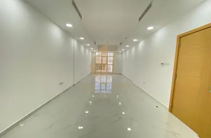 Apartment - 2 Bedrooms - 3 Bathrooms for rent in Al Ain Compound - Bida Bin Ammar - Asharej - Al Ain