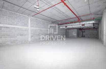 Retail - Studio for rent in Al Muteena - Deira - Dubai