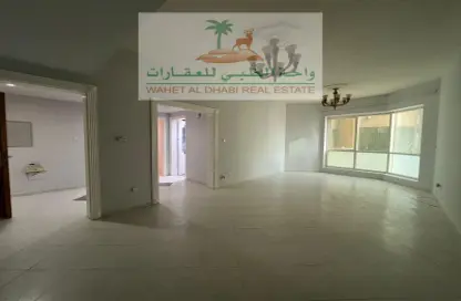 Apartment - 1 Bedroom - 2 Bathrooms for rent in Palm Tower 3 - Palm Towers - Al Majaz - Sharjah