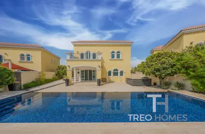 Villa - 3 Bedrooms - 4 Bathrooms for sale in Legacy - Jumeirah Park - Dubai