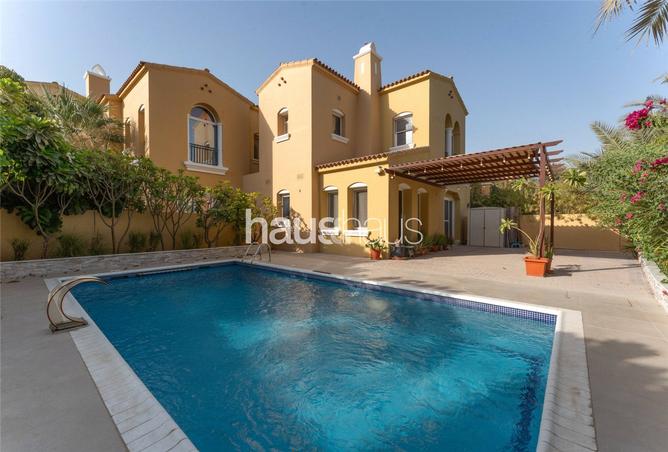 Villa - 2 Bedrooms - 3 Bathrooms for sale in Palmera 1 - Palmera - Arabian Ranches - Dubai