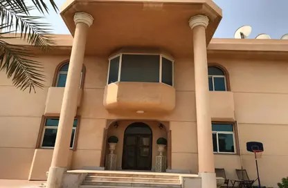 Villa - 6 Bedrooms - 7+ Bathrooms for sale in Al Falaj - Al Riqqa - Sharjah