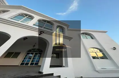 Villa - 5 Bedrooms - 6 Bathrooms for sale in Al Falaj - Al Riqqa - Sharjah