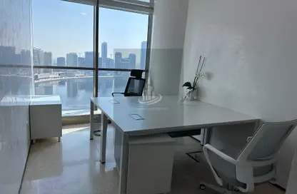 مكتب - استوديو - 1 حمام للايجار في البحيرة المركزية - الخليج التجاري - دبي