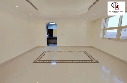 Apartment - 3 Bedrooms - 2 Bathrooms for rent in Shabiya 9 - Shabiya - Mussafah - Abu Dhabi