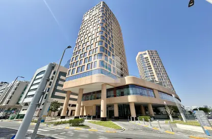 Apartment - 2 Bedrooms - 4 Bathrooms for rent in United Square - Al Khalidiya - Abu Dhabi