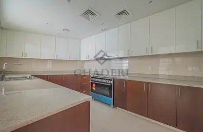 Apartment - 2 Bedrooms - 3 Bathrooms for sale in BLVD Crescent Podium - BLVD Crescent - Downtown Dubai - Dubai