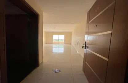 Apartment - 3 Bedrooms - 3 Bathrooms for rent in Al Rawda 1 - Al Rawda - Ajman
