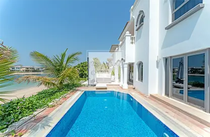 Villa - 4 Bedrooms - 5 Bathrooms for sale in Garden Homes Frond D - Garden Homes - Palm Jumeirah - Dubai