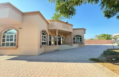 Villa - 3 Bedrooms - 3 Bathrooms for rent in Al Barsha 2 Villas - Al Barsha 2 - Al Barsha - Dubai