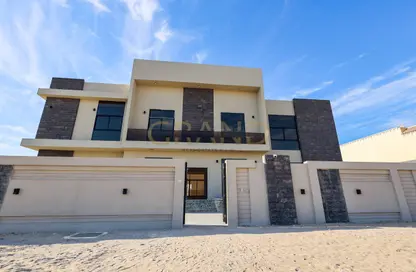 Villa - 5 Bedrooms - 7 Bathrooms for rent in Shakhbout City - Abu Dhabi