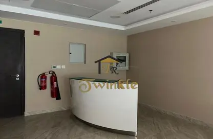 Office Space - Studio - 1 Bathroom for rent in The Regal Tower - Business Bay - Dubai