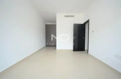 Empty Room image for: Apartment - 3 Bedrooms - 4 Bathrooms for sale in Tower 3 - Al Reef Downtown - Al Reef - Abu Dhabi, Image 1