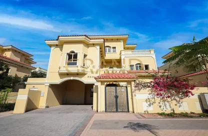 Villa - 5 Bedrooms - 7 Bathrooms for sale in Baniyas - Abu Dhabi