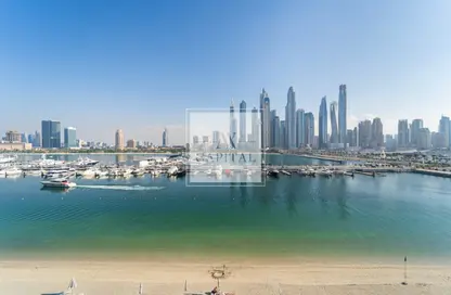 Apartment - 2 Bedrooms - 2 Bathrooms for sale in Marina Vista - EMAAR Beachfront - Dubai Harbour - Dubai