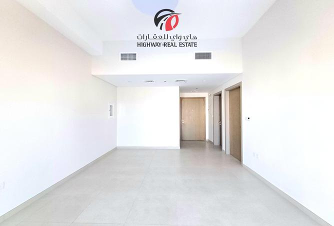 Apartment - 1 Bedroom - 2 Bathrooms for rent in Al Warsan 4 - Al Warsan - Dubai