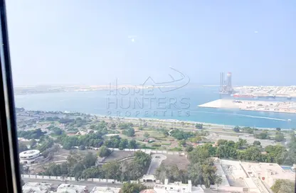 Apartment - 4 Bedrooms - 6 Bathrooms for rent in Cornich Al Khalidiya - Al Khalidiya - Abu Dhabi