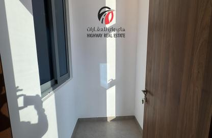 Apartment - 2 Bedrooms - 2 Bathrooms for rent in Jumeirah Garden City - Al Satwa - Dubai