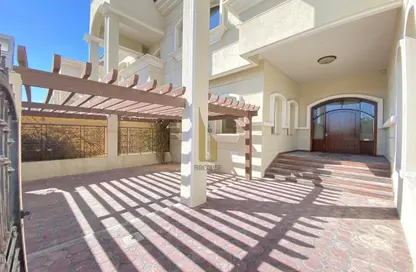 Villa - 5 Bedrooms - 6 Bathrooms for rent in Umm Suqeim 3 Villas - Umm Suqeim 3 - Umm Suqeim - Dubai