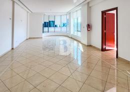 صورةغرفة فارغة لـ: مكتب - 3 حمامات للكراء في مجمع البطين - البطين - أبوظبي, صورة 1